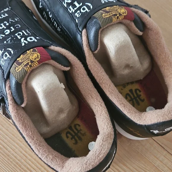 L.A.M.B. Gwen Stefani Y2K Rolling In Cashmere Black Shoes 7.5 Royal Elastics EUC - Picture 11 of 14